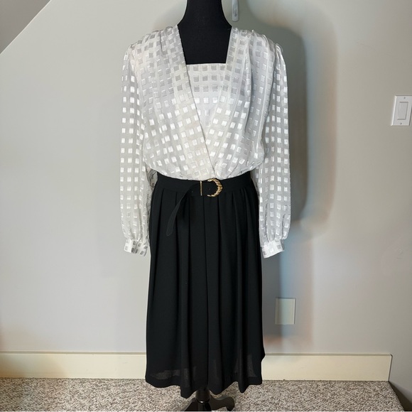 D’ALLAIRDS Vintage 80’s Dress Sheer Long Sleeves Shoulder Pads A-Line Large - Picture 12 of 12